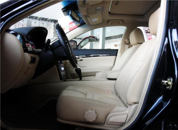 吉利EC8 2011款 2.0L 自动舒适版 车厢座椅   前排空间