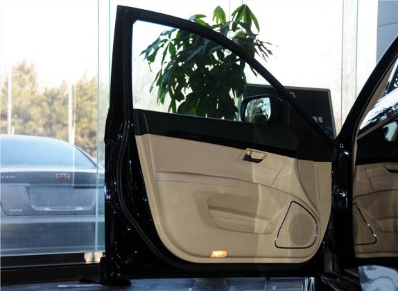 吉利EC8 2011款 2.0L 自动舒适版 车厢座椅   前门板
