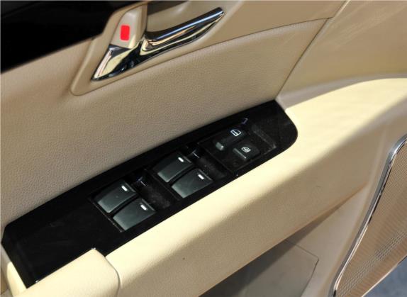 吉利EC8 2011款 2.4L 自动尊贵版 车厢座椅   门窗控制