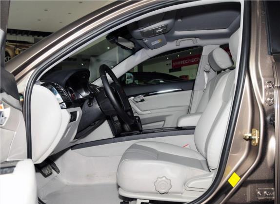吉利EC8 2013款 2.0L 自动精英型 车厢座椅   前排空间