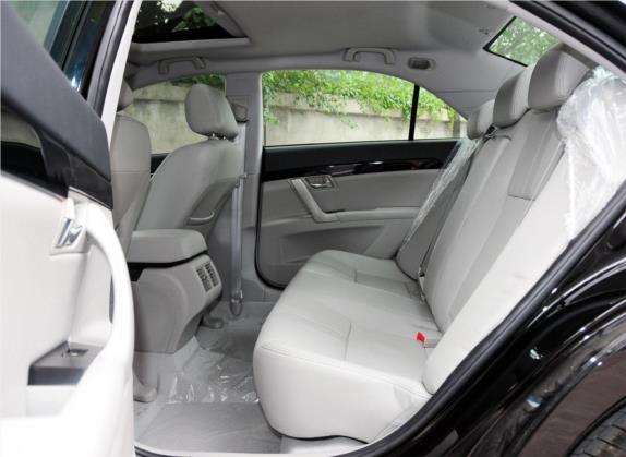 吉利EC8 2013款 2.4L 自动尊贵型 车厢座椅   后排空间