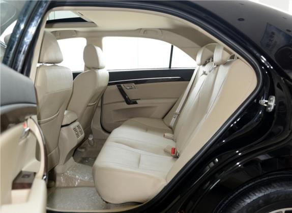 吉利EC8 2015款 2.0L 手动精英型 车厢座椅   后排空间