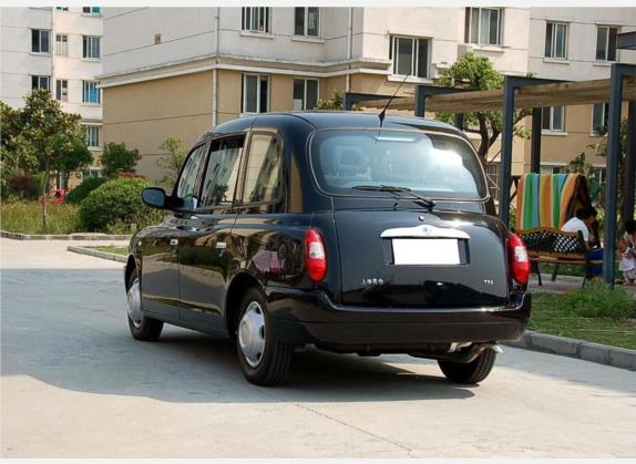 英伦TX4 2009款 2.5T 自动标配 外观   斜后