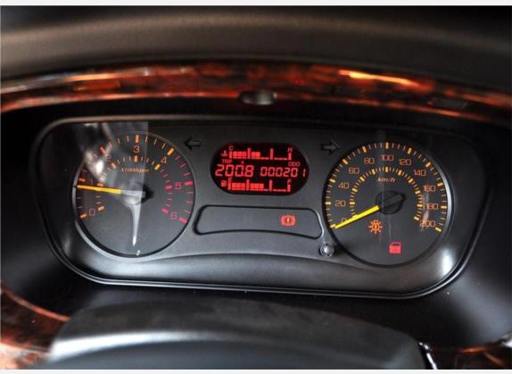 英伦TX4 2009款 2.5T 手动标配 中控类   仪表盘