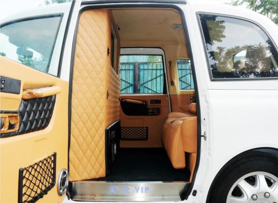 英伦TX4 2012款 2.4L 定制商务型 车厢座椅   后排空间