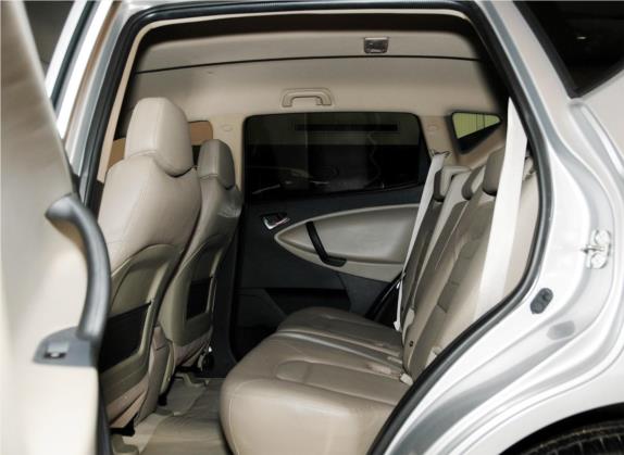 吉利GX7 2012款 2.0L 手动舒适型 车厢座椅   后排空间