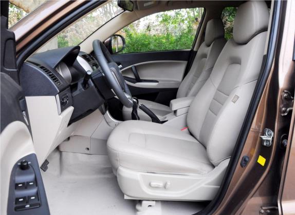 吉利GX7 2012款 1.8L 手动行政版 车厢座椅   前排空间
