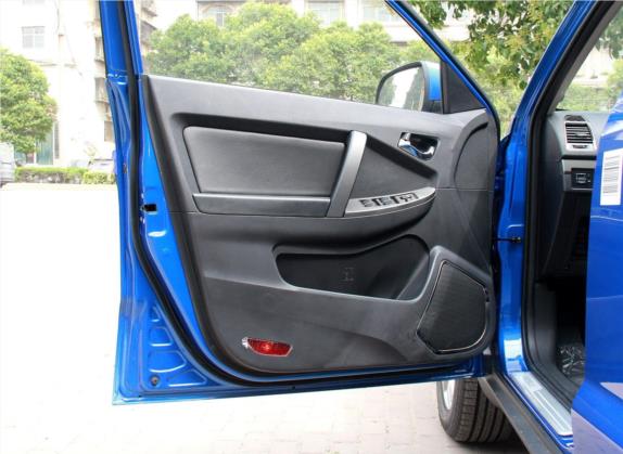 吉利GX7 2014款 1.8L 手动精英型 车厢座椅   前门板