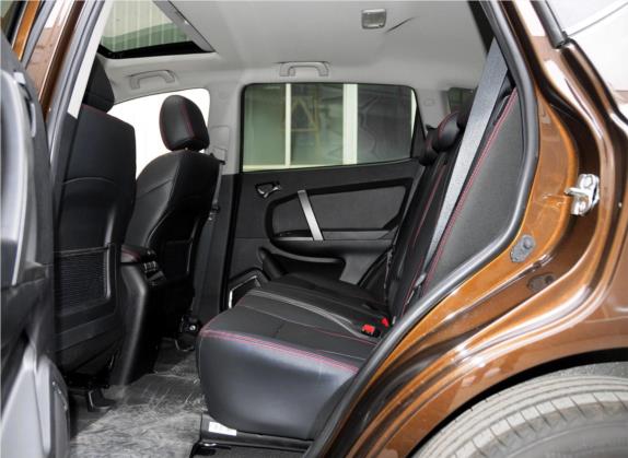 吉利GX7 2014款 2.0L 自动尊贵型 车厢座椅   后排空间