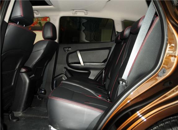 吉利GX7 2014款 2.4L 自动尊贵型 车厢座椅   后排空间