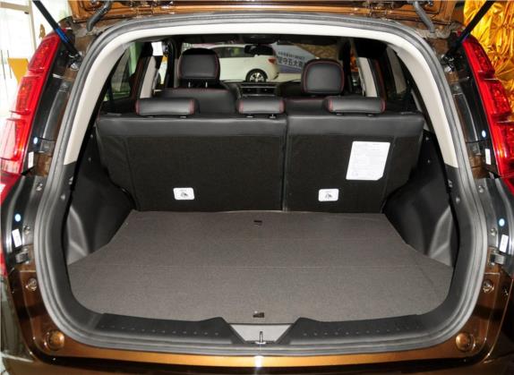 吉利GX7 2014款 2.4L 自动尊贵型 车厢座椅   后备厢