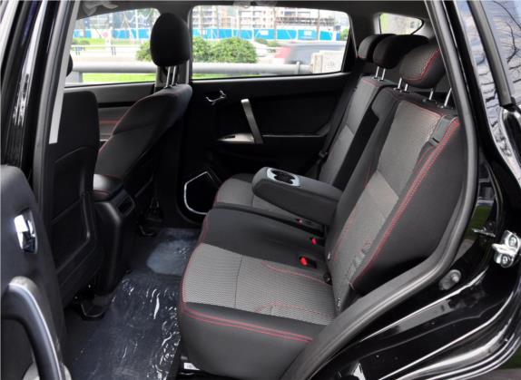 吉利GX7 2014款 1.8L 手动超值版 车厢座椅   后排空间