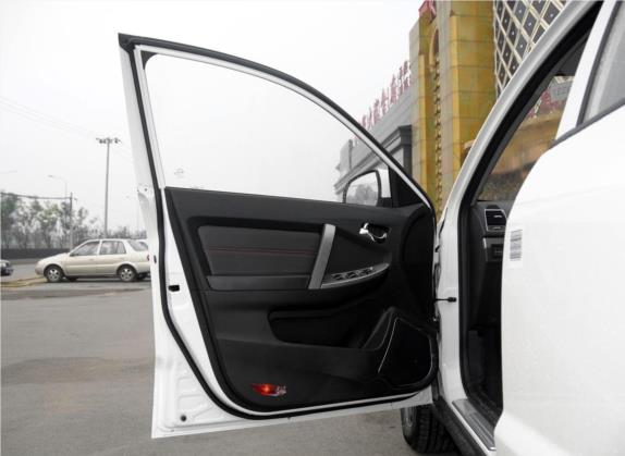 吉利GX7 2014款 2.0L 自动超值版 车厢座椅   前门板