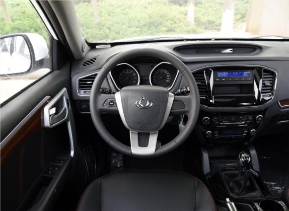 吉利GX7 2015款 运动版 2.0L 手动精英型 中控类   驾驶位
