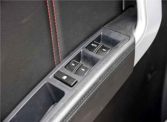 吉利GX7 2015款 运动版 2.0L 自动豪华型 车厢座椅   门窗控制