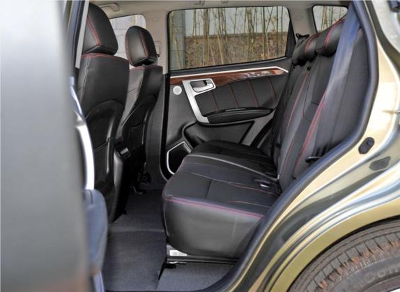 吉利GX7 2015款 运动版 2.0L 自动尊贵型 车厢座椅   后排空间