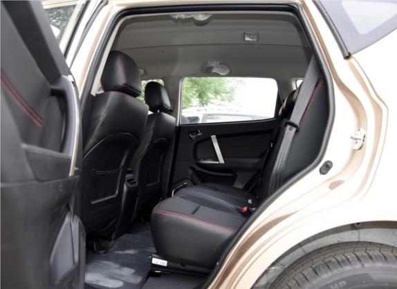 吉利GX7 2015款 经典版 1.8L 手动都市型 国IV 车厢座椅   后排空间