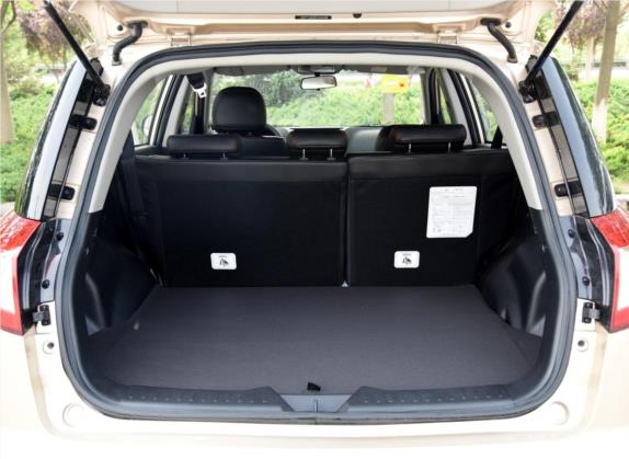 吉利GX7 2015款 经典版 1.8L 手动都市型 国IV 车厢座椅   后备厢