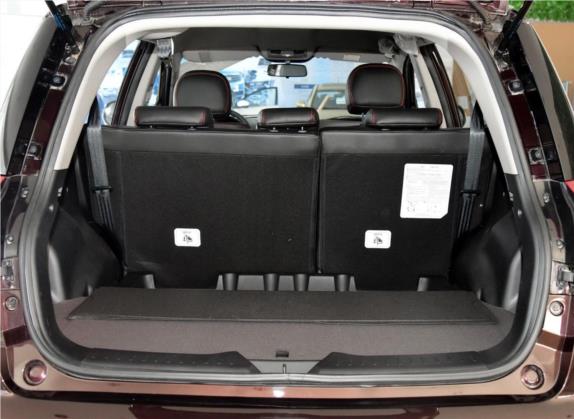 吉利GX7 2015款 经典版 1.8L 手动都市型 国V 车厢座椅   后备厢