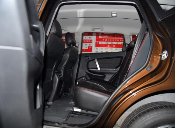 吉利GX7 2015款 经典版 1.8L 手动新都市型 国V 车厢座椅   后排空间