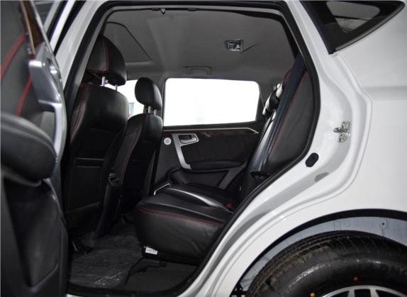 吉利GX7 2015款 运动版 2.0L 自动豪华型升级版 国V 车厢座椅   后排空间