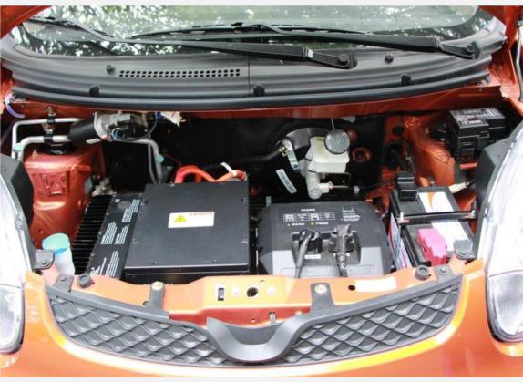 江铃E200L 2016款 E200 舒适型 其他细节类   发动机舱
