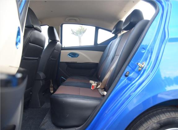 江铃E160 2017款 E160 舒适型 车厢座椅   后排空间