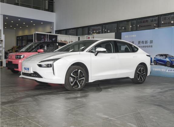 羿 2022款 标准续航精英Pro版 外观   正侧