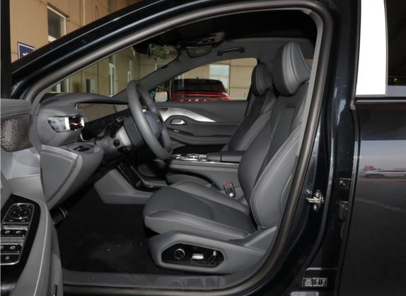 极狐 阿尔法S(ARCFOX αS) 2021款 525S 175kW 车厢座椅   前排空间