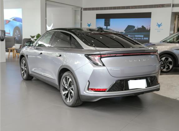 极狐 阿尔法S(ARCFOX αS) 2021款 708S+ 175kW 外观   斜后