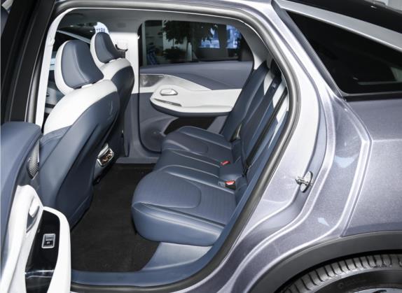 极狐 阿尔法S(ARCFOX αS) 2022款 708S+ 175kW 车厢座椅   后排空间