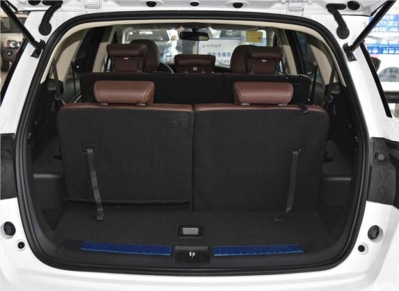 君马S70 2018款 1.5T 自动舒适型 7座 车厢座椅   后备厢