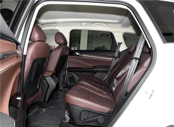 君马S70 2018款 1.5T 自动豪华型 5座 车厢座椅   后排空间