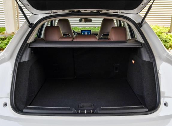 君马MEET 3(美图3) 2018款 1.5T CVT豪华型 车厢座椅   后备厢