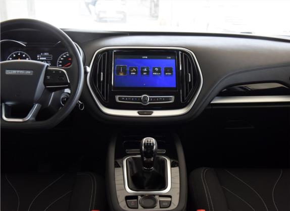 捷途X70 2018款 1.5T 手动畅行版 中控类   中控台