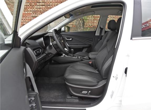 捷途X70 2018款 1.5T 手动智行版 车厢座椅   前排空间