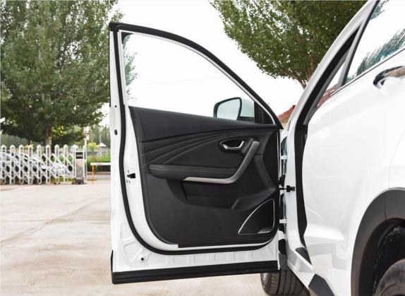 捷途X70 2018款 1.5T 手动智行版 车厢座椅   前门板