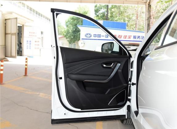 捷途X70 2018款 1.5T 自动畅行版 车厢座椅   前门板