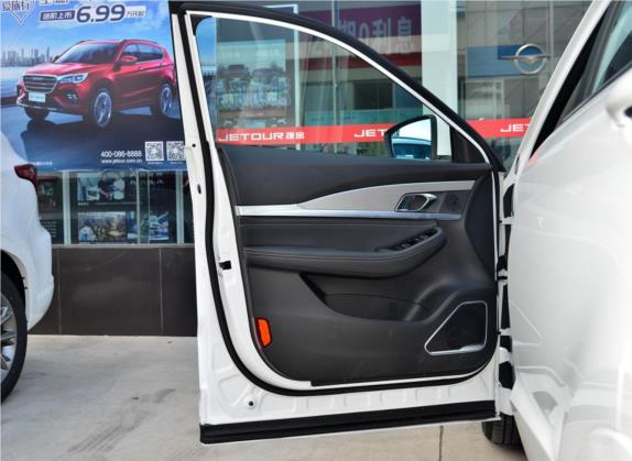 捷途X70 2020款 1.5T 手动畅行版 6座 车厢座椅   前门板