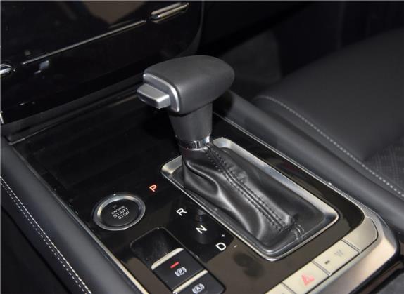 捷途X90 2019款 1.5T 自动智享型 6座 国V 中控类   挡把