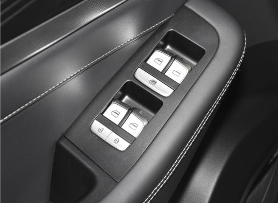 捷途X70S 2022款 1.5T DCT活力版 5座 车厢座椅   门窗控制