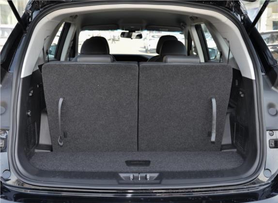 捷途X95 2020款 1.5T 手动自由版 6座 车厢座椅   后备厢