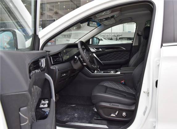 捷途X95 2020款 1.6T DCT征服Pro版 7座 车厢座椅   前排空间