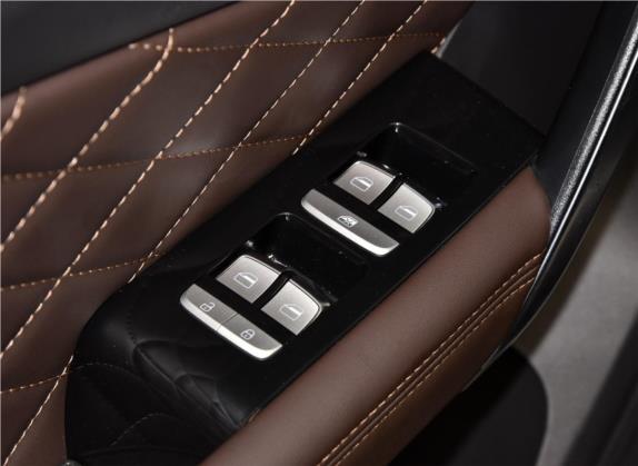 捷途X95 2020款 1.6T DCT热爱Pro版 7座 车厢座椅   门窗控制