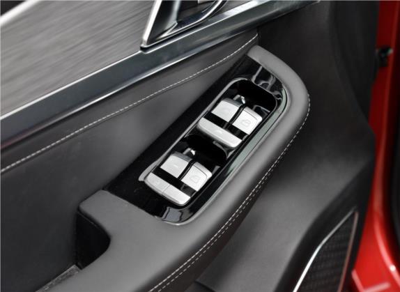 捷途X70 Coupe 2020款 1.5T 手动炫Cool 5座 车厢座椅   门窗控制