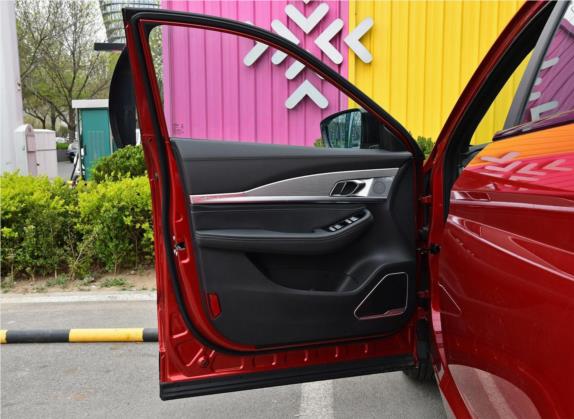 捷途X70 Coupe 2020款 1.6T DCT劲Cool 5座 车厢座椅   前门板