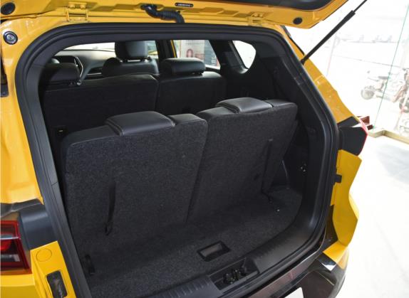 捷途X70 Coupe 2020款 1.6T DCT潮PLUS 6座 车厢座椅   后备厢