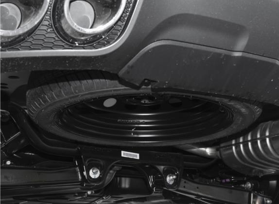 捷途X70 PLUS 2021款 1.5T DCT火 7座 其他细节类   备胎