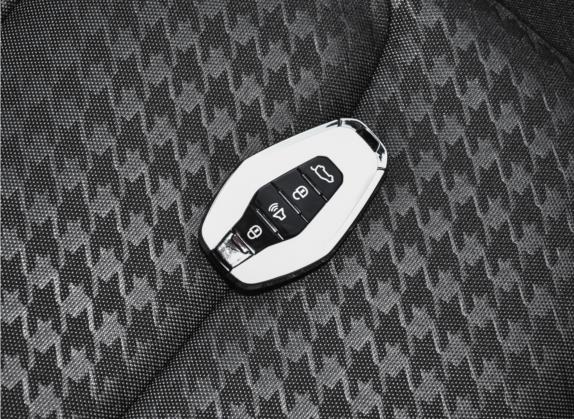 捷途X70 PLUS 2021款 1.5T DCT火 7座 其他细节类   钥匙