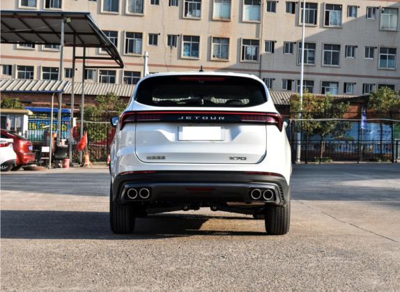 捷途X70 PLUS 2021款 1.5T DCT火 7座 外观   正后